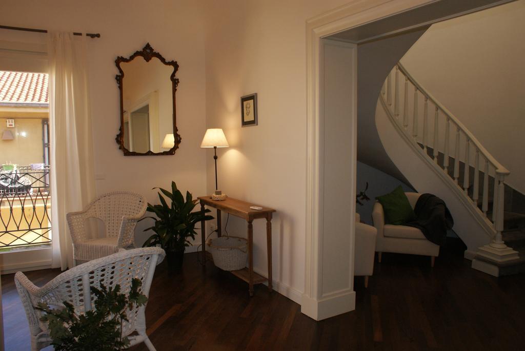 Frasteva Villa Aci Castello Eksteriør billede